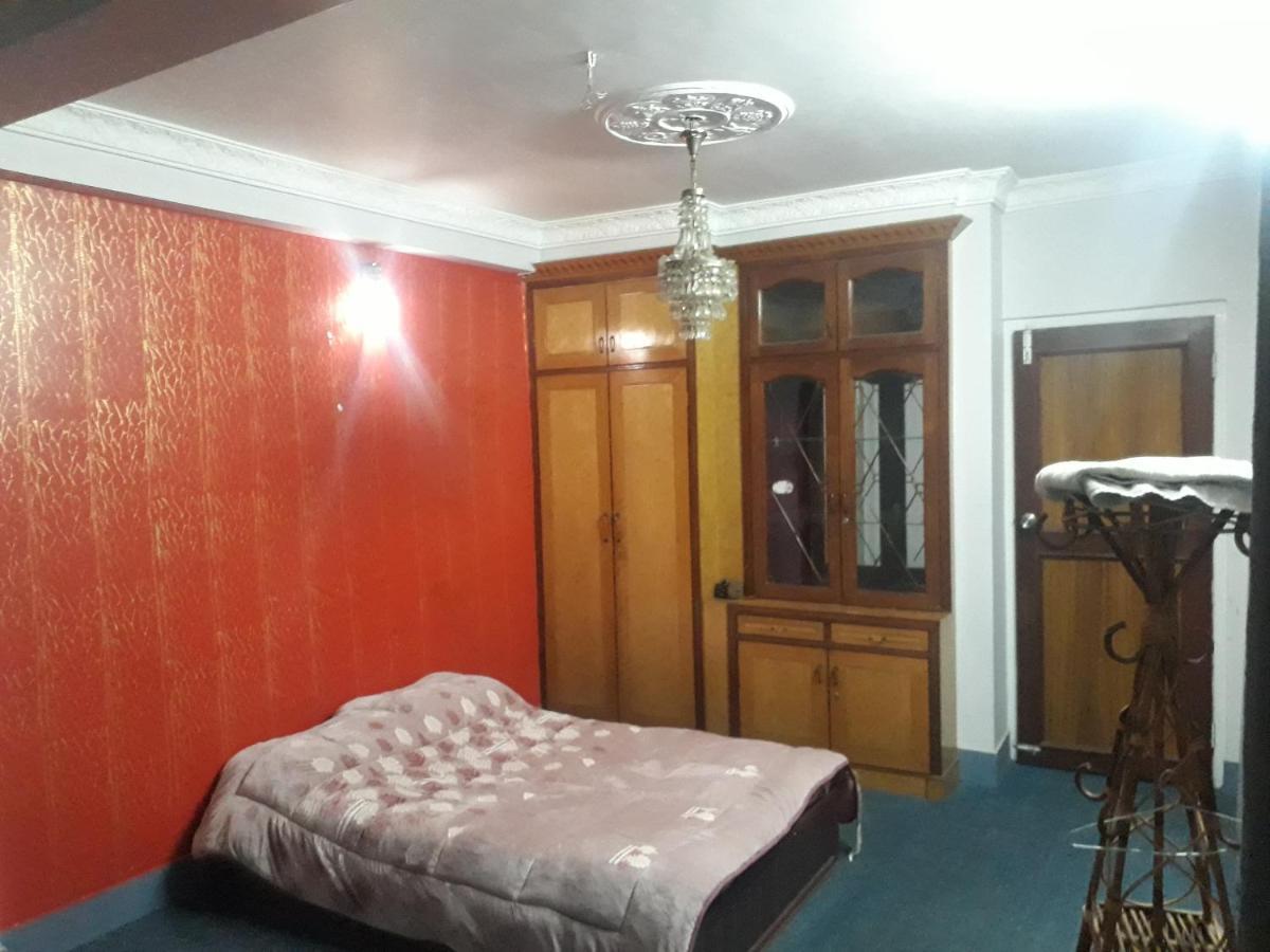 Travelers Home Катманду Екстериор снимка